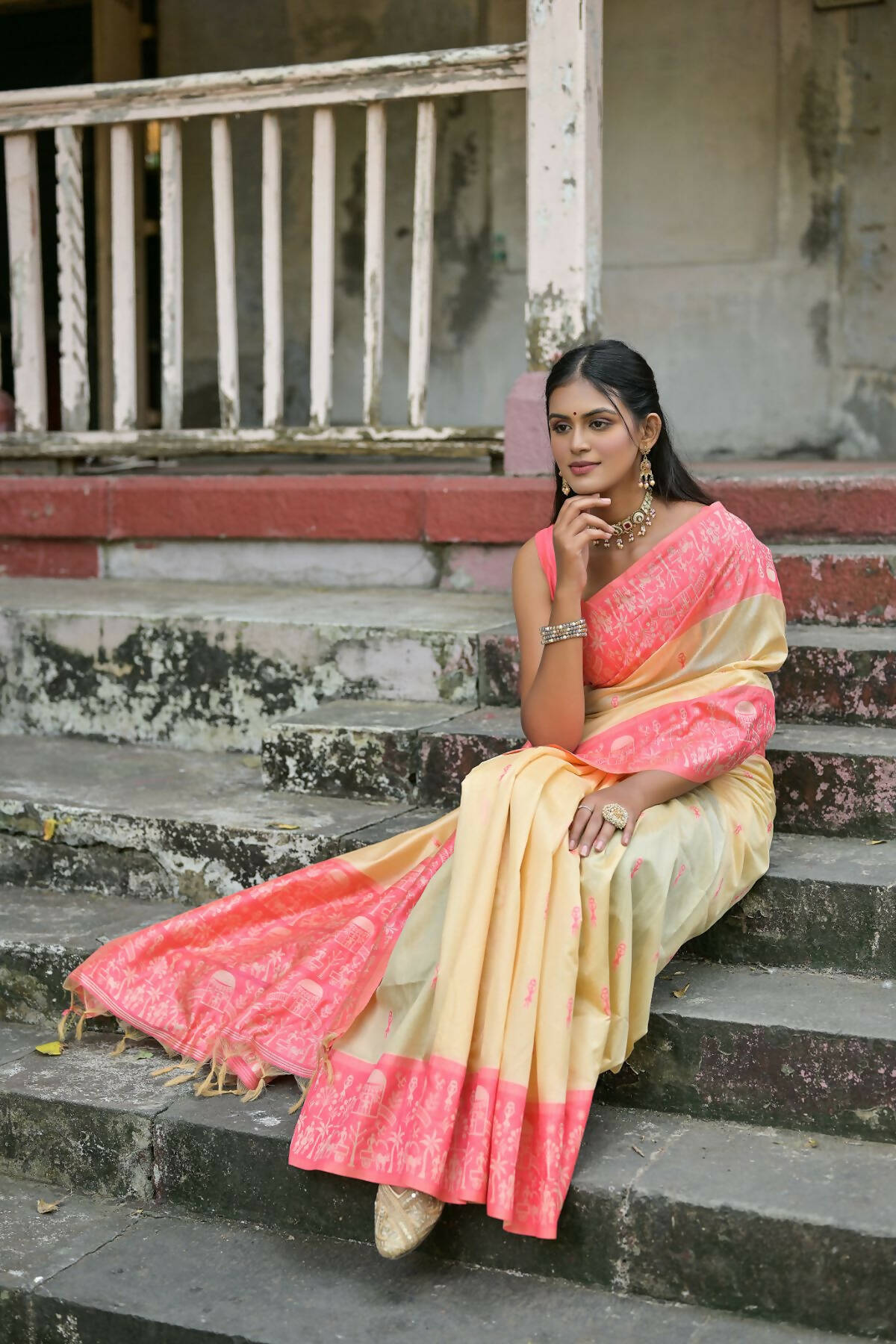 Vishnu Weaves Women's Gajri Handloom Raw Silk Woven Saree with Blouse - Swadesiicart