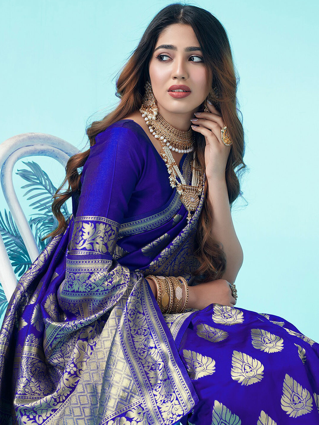 Kalini Ethnic Woven Design Zari Art Silk Banarasi Saree | Swadesiicart