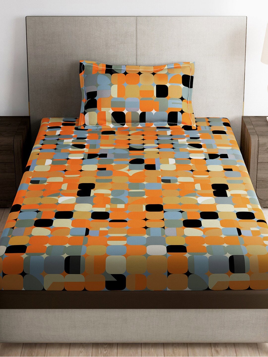 Story@home Orange & White Geometric Microfiber 180 TC Bedsheet With Pillow Cover - Swadesiicart