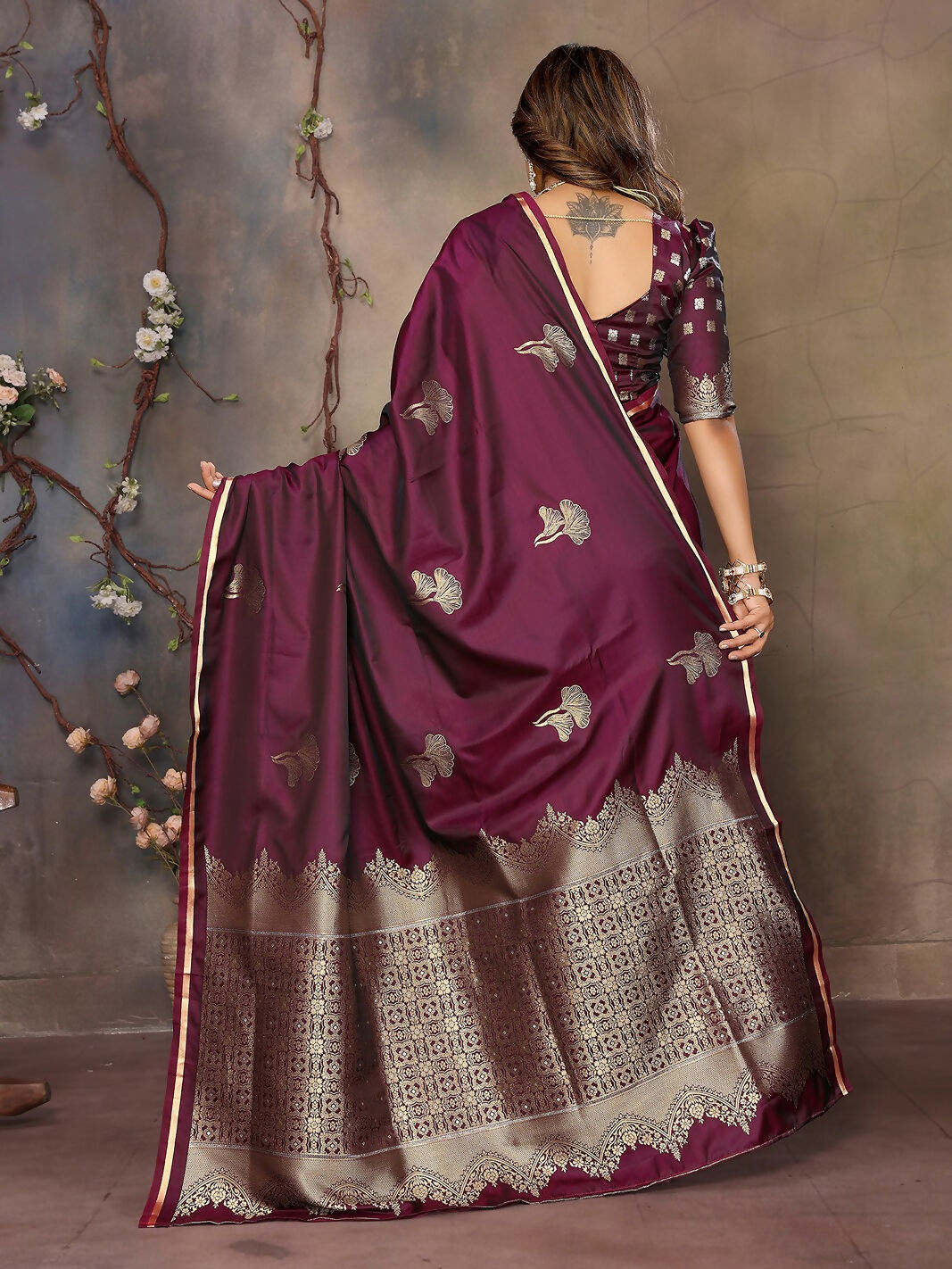 Joban Fashion Maroon Floral Motifs Banarasi Silk Sarees | Swadesiicart