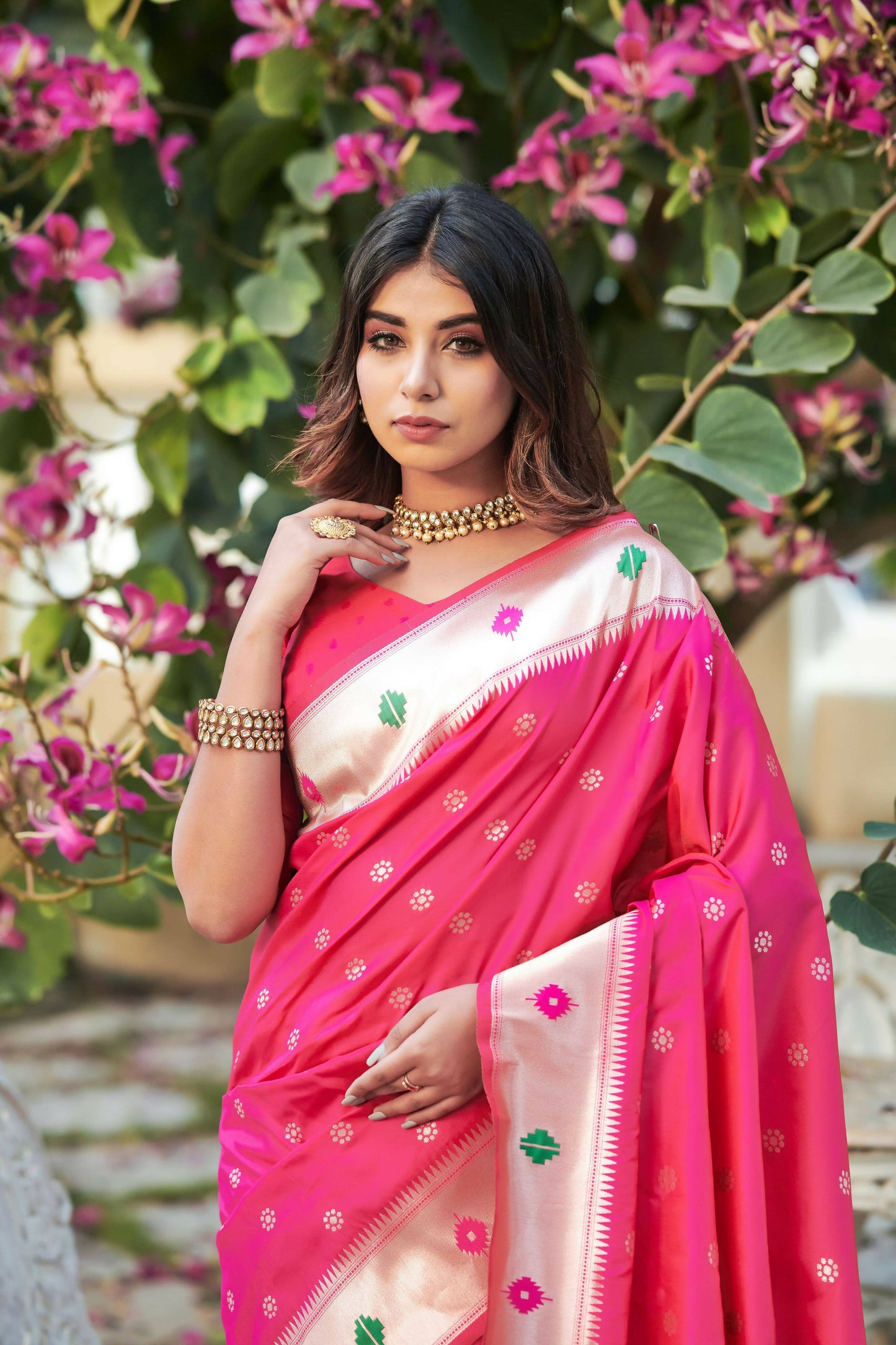Vishnu Weaves Women's Rani Pink Banarasi Silk Zari Woven Paithani Saree with Unstitched Blouse - Swadesiicart
