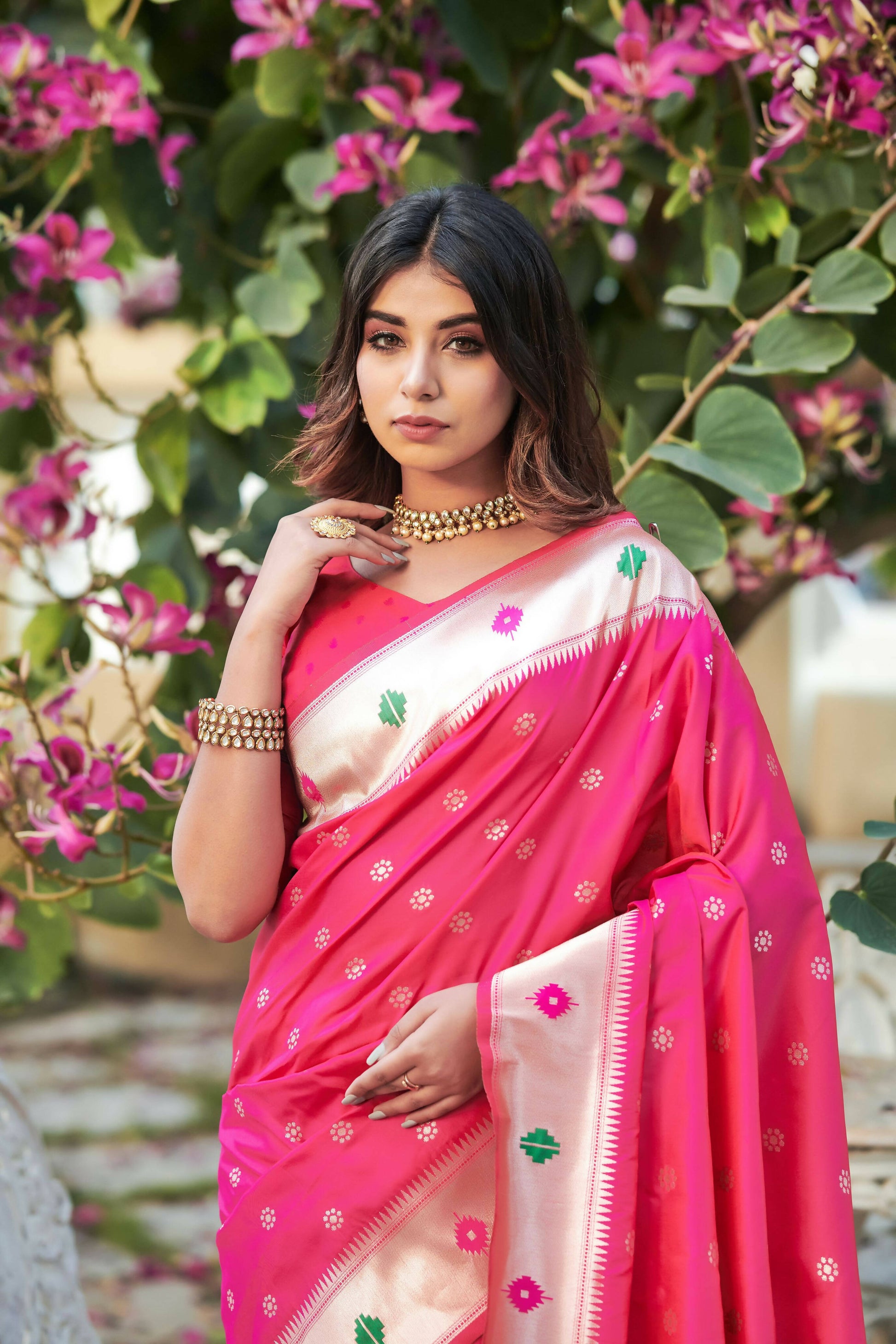 Vishnu Weaves Women's Rani Pink Banarasi Silk Zari Woven Paithani Saree with Unstitched Blouse - Swadesiicart