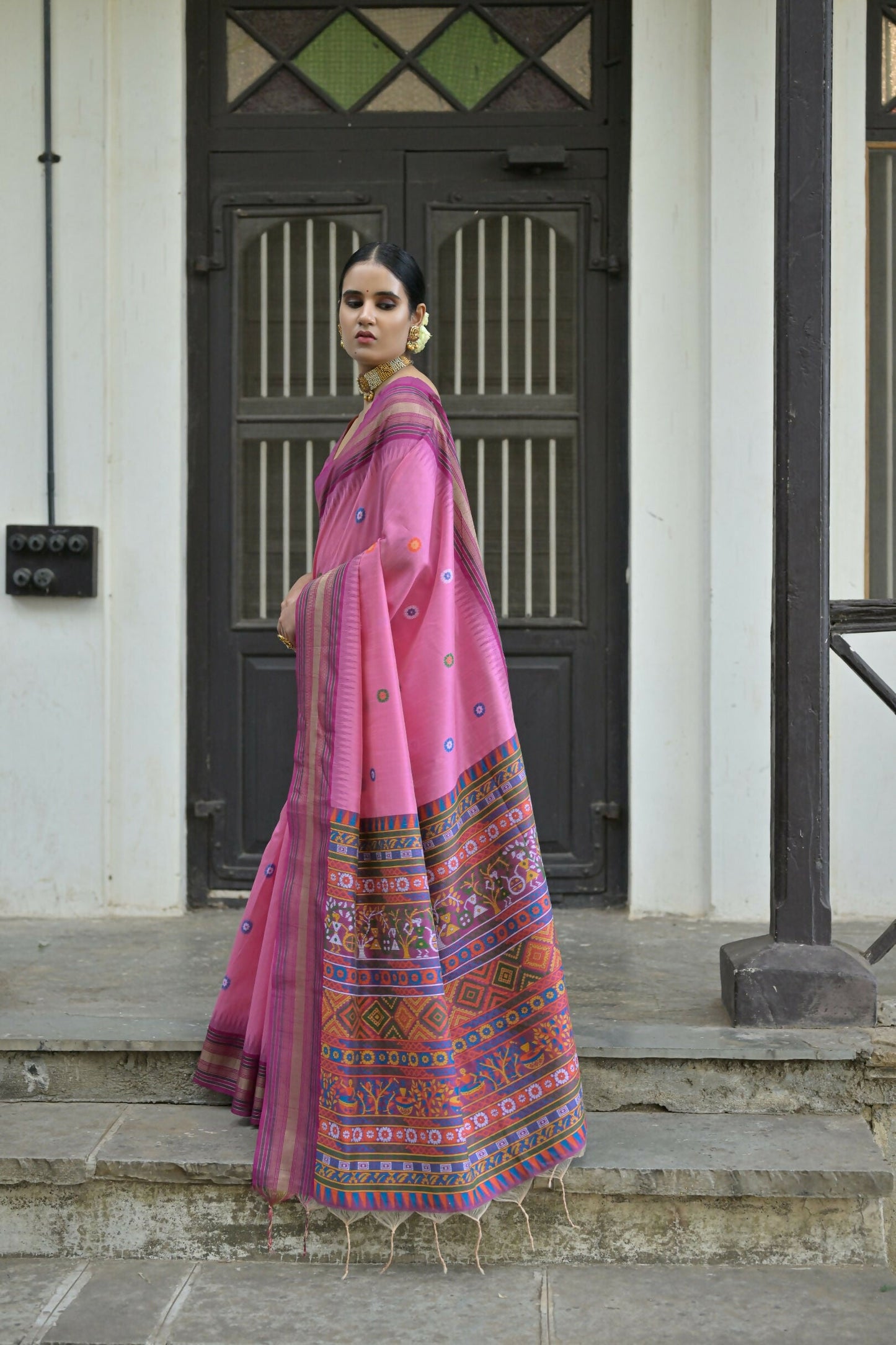 Vishnu Weaves Women's Pink Handloom Raw Silk Saree with Blouse - Swadesiicart