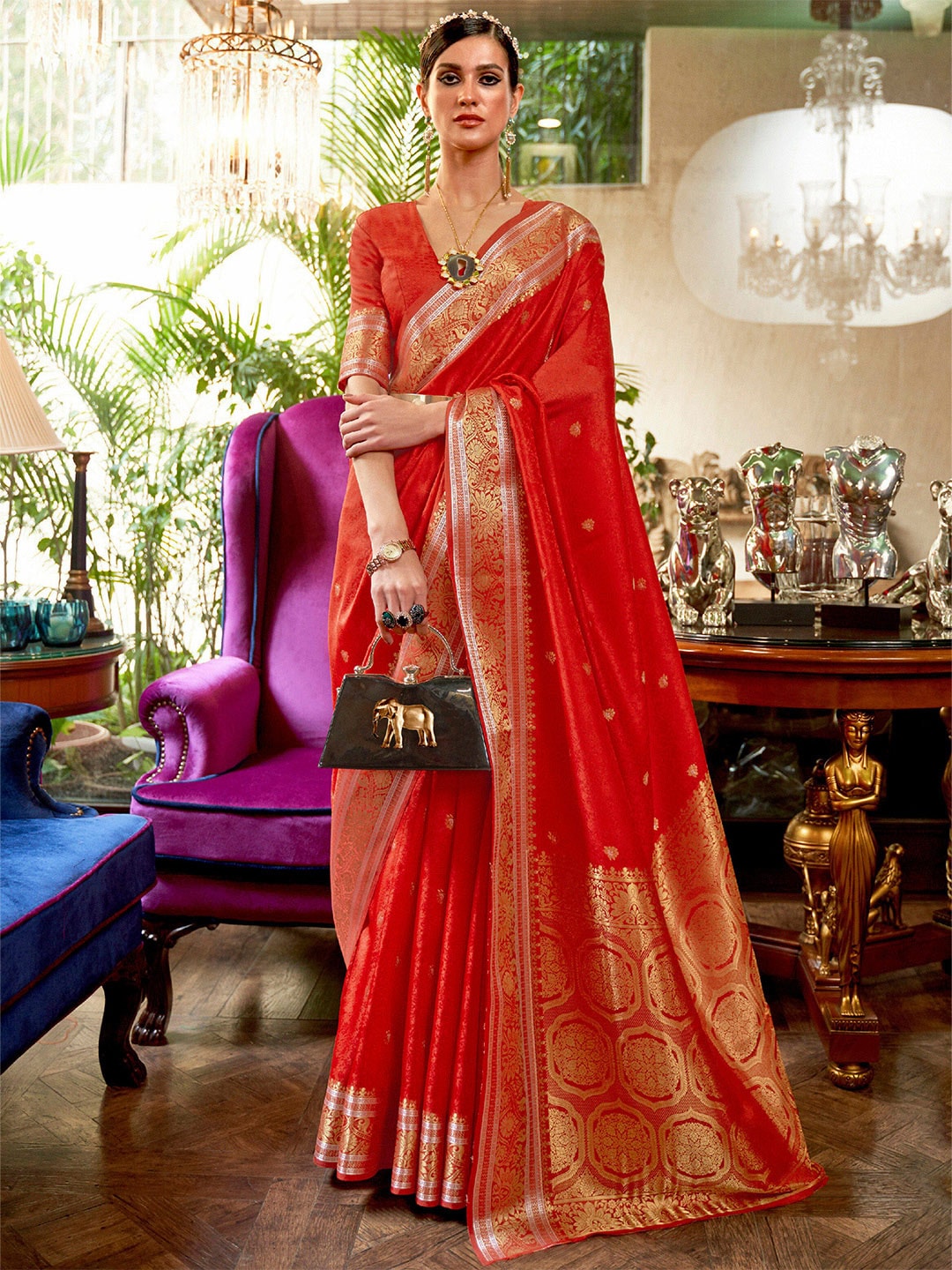 Mitera Red & Gold-Toned Woven Design Zari Silk Blend Banarasi Saree | Swadesiicart
