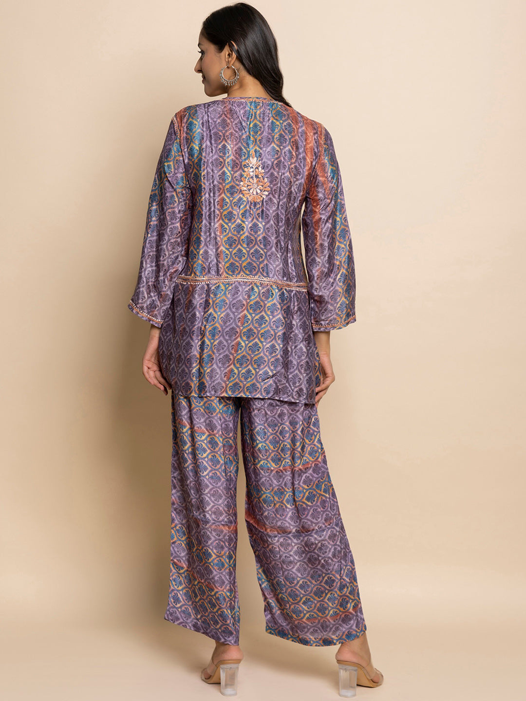 HOUSE OF KARI Floral Embroidered Regular Chikankari Straight Kurta with Palazzos | Swadesiicart