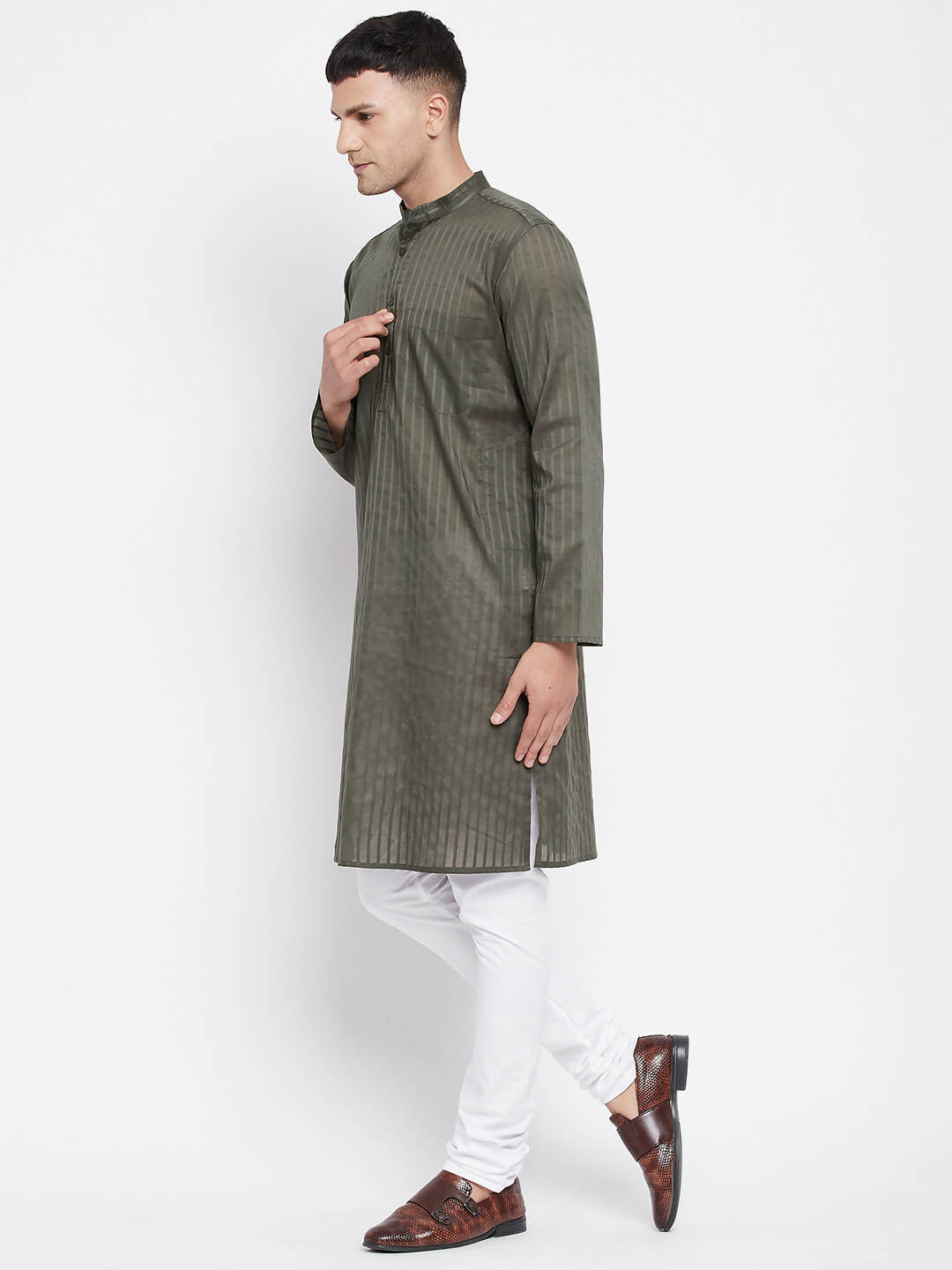 Even Apparels Green Men's Pure Cotton Kurta With Band Collar | Swadesiicart