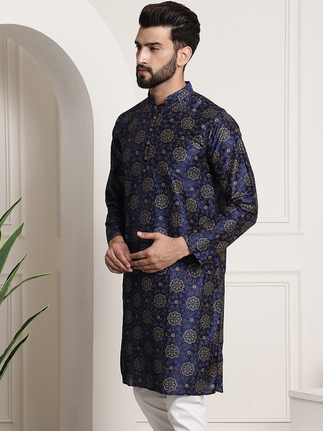 Sojanya Men Navy Blue & Golden Ethnic Motifs Printed Indigo Kurta | Swadesiicart