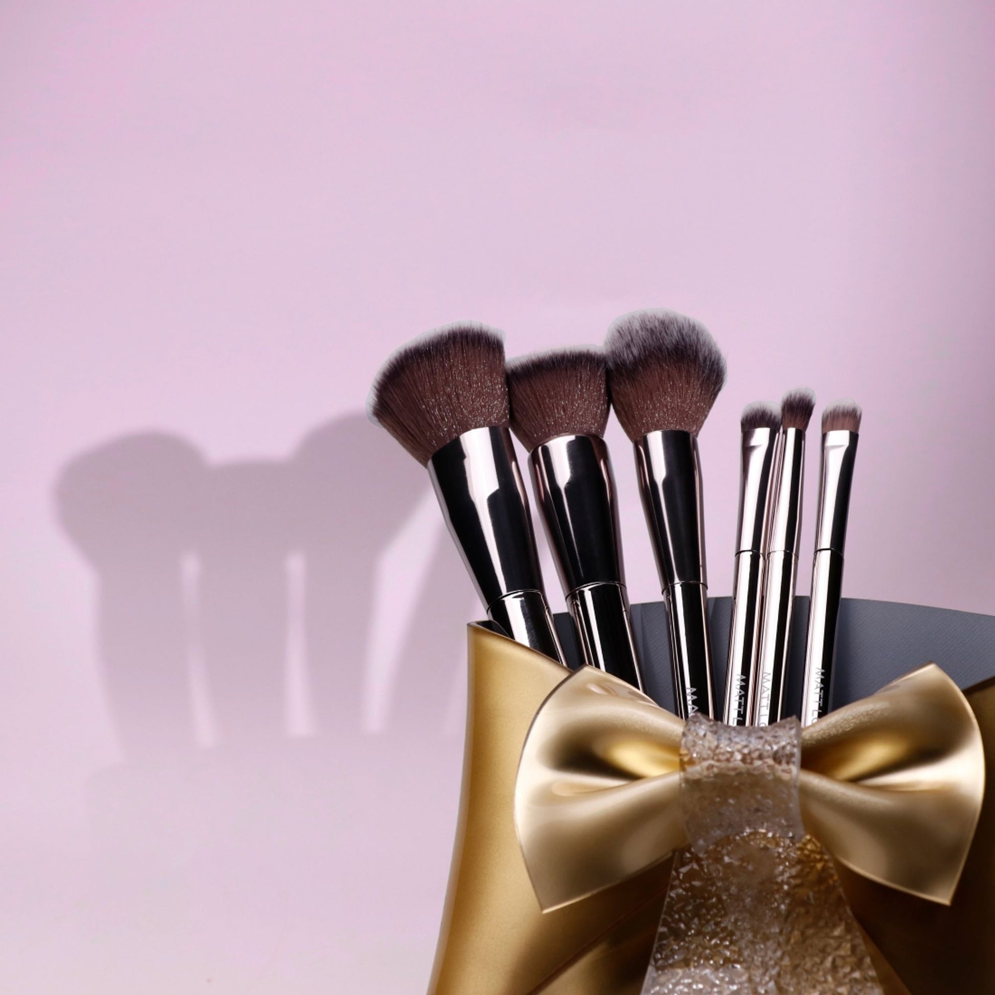 Matt Look Professional Signature Brush - Set of 6 - Swadesiicart