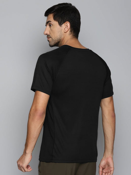 Alcis Men Black Slim Fit Running T-shirt | Swadesiicart