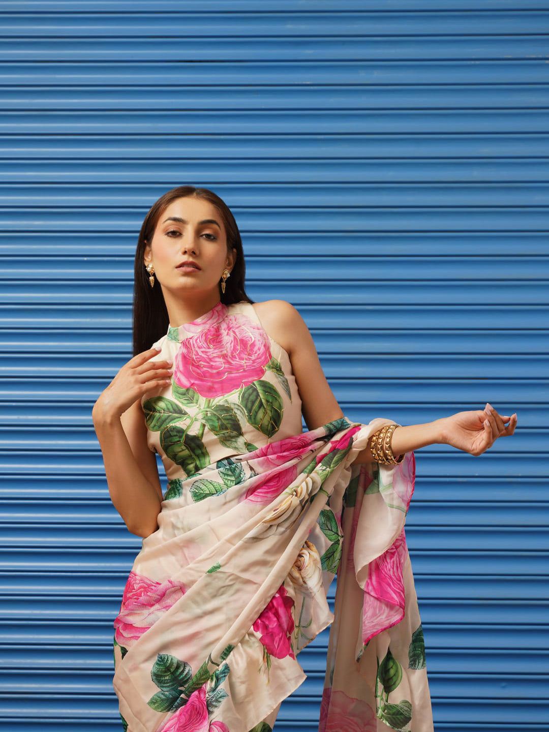 Tikhi Imli Floral Printed Poly Crepe Saree | Swadesiicart