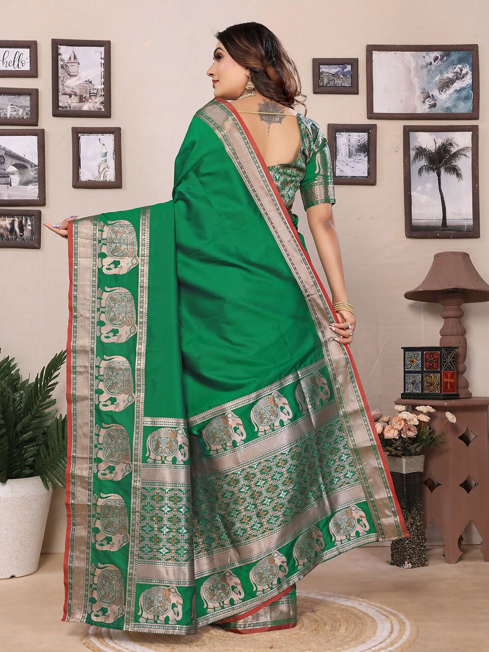 Joban Fashion Green Solid Banarasi Silk Sarees | Swadesiicart