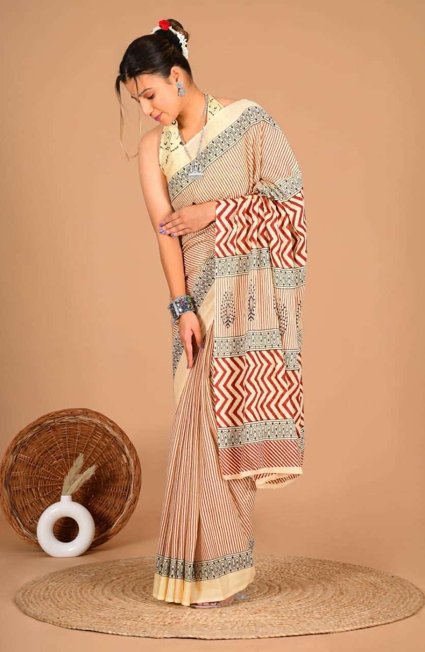 Exclusive Collection Off White Beautiful Mulmul Cotton Saree - Swadesiicart