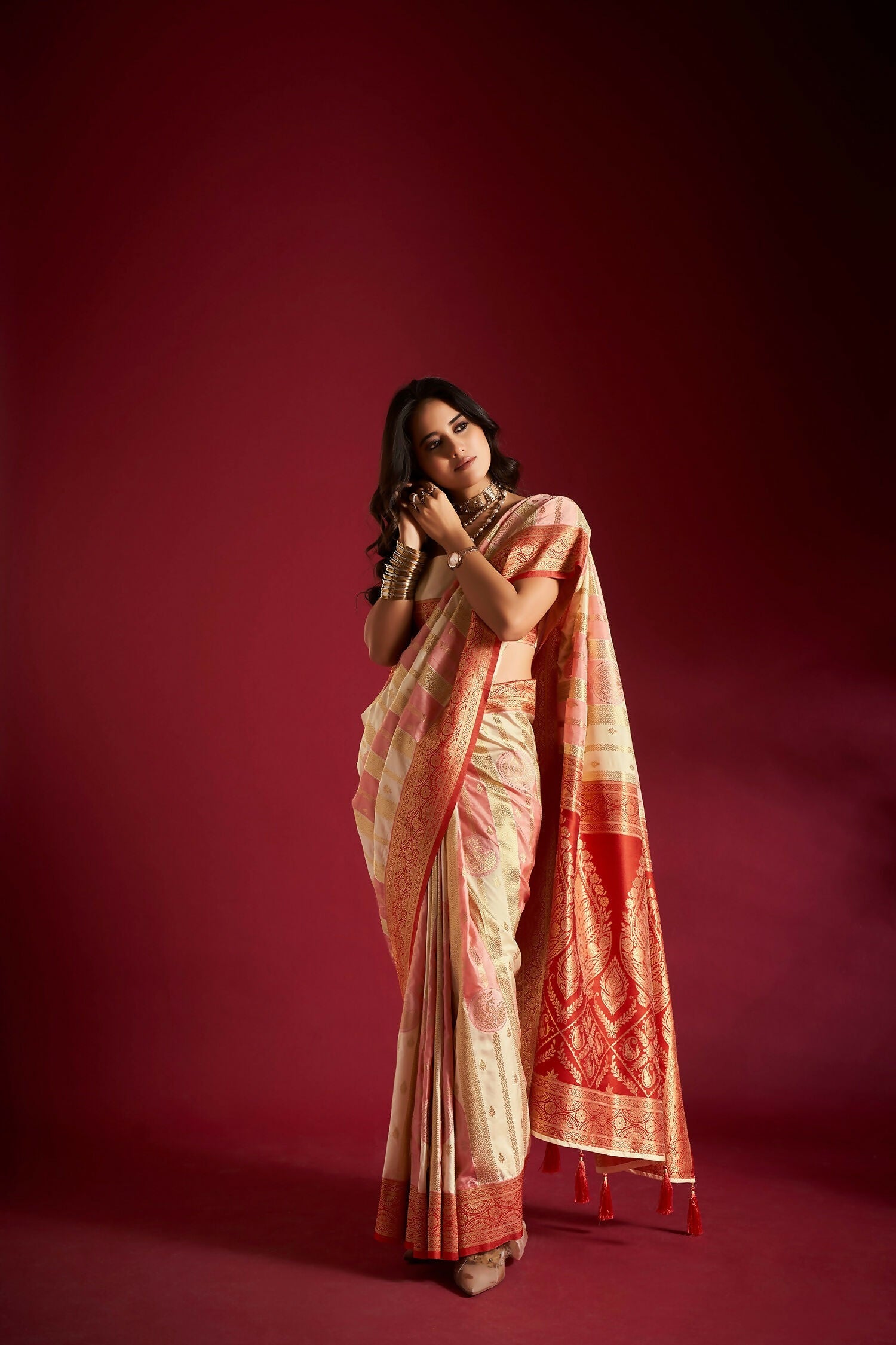 Joban Fashion Multicolor Plain With Weaving Border Banarasi Silk Sarees | Swadesiicart
