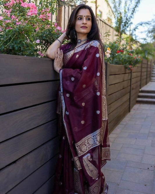 DEIANA'S Beautiful Designer Golden zari Soft Cotton Saree - Wine - Swadesiicart