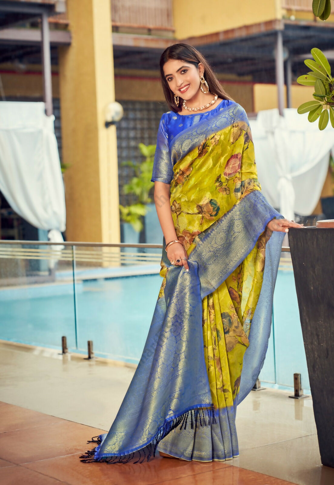 Exclusive Collection Wedding Green Blue Collection Banarasi Silk Saree With Rich Pallu - Swadesiicart