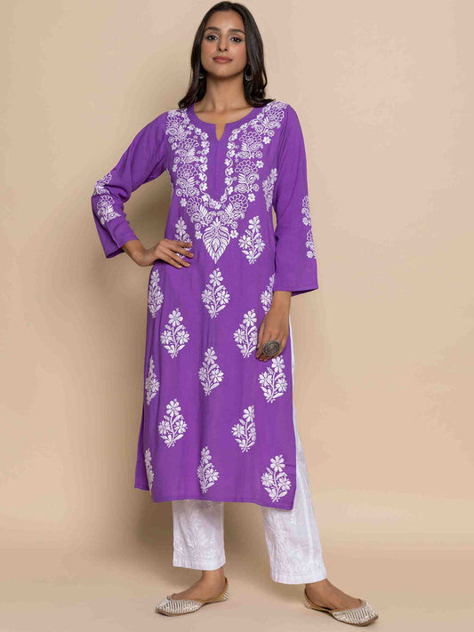 HOUSE OF KARI Floral Chikankari Embroidered Notched Round Neck Straight Kurta | Swadesiicart