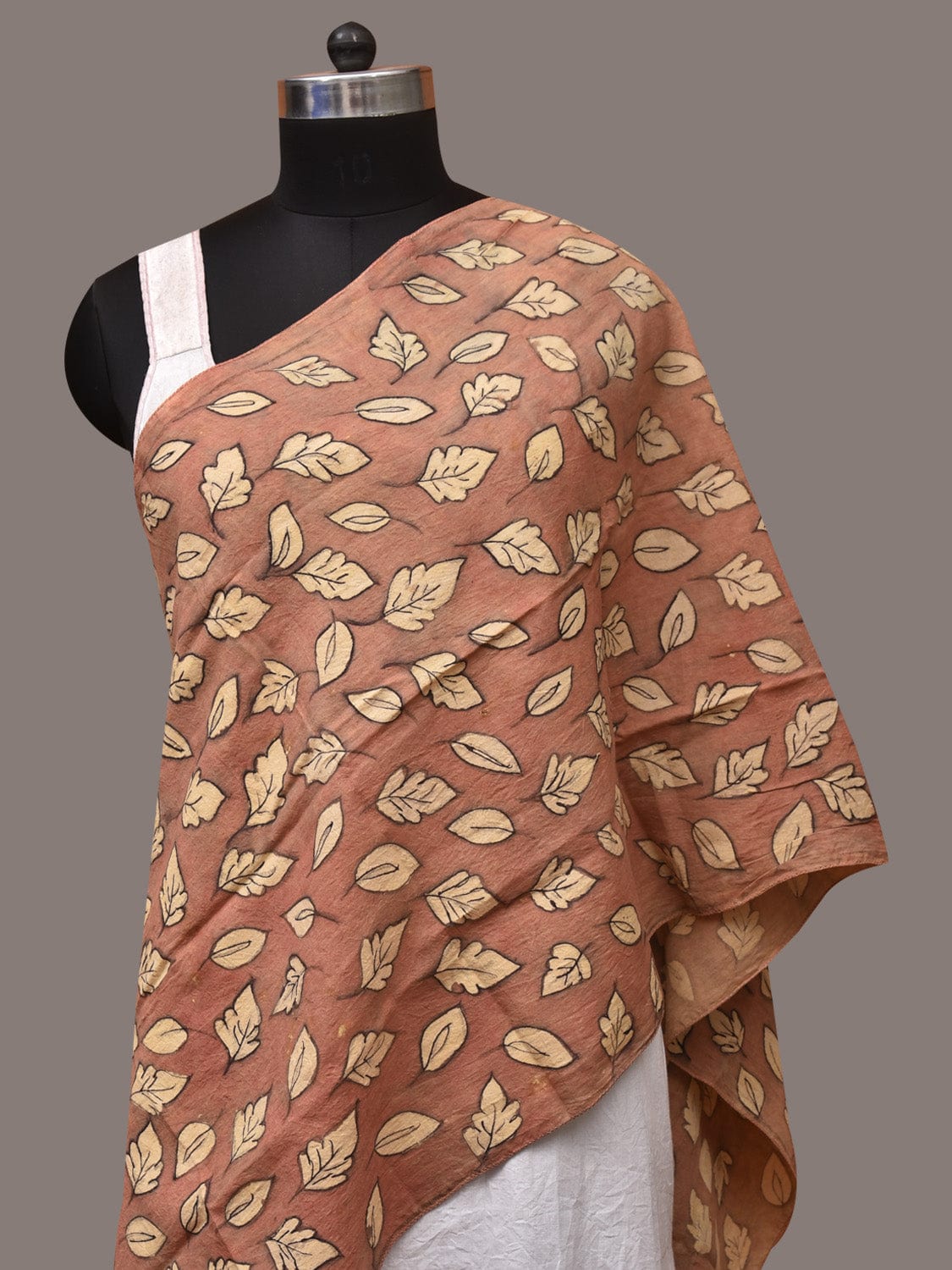Fawn Kalamkari Hand Painted Sico Stole with Leaves Design - Global Threads | Swadesiicart