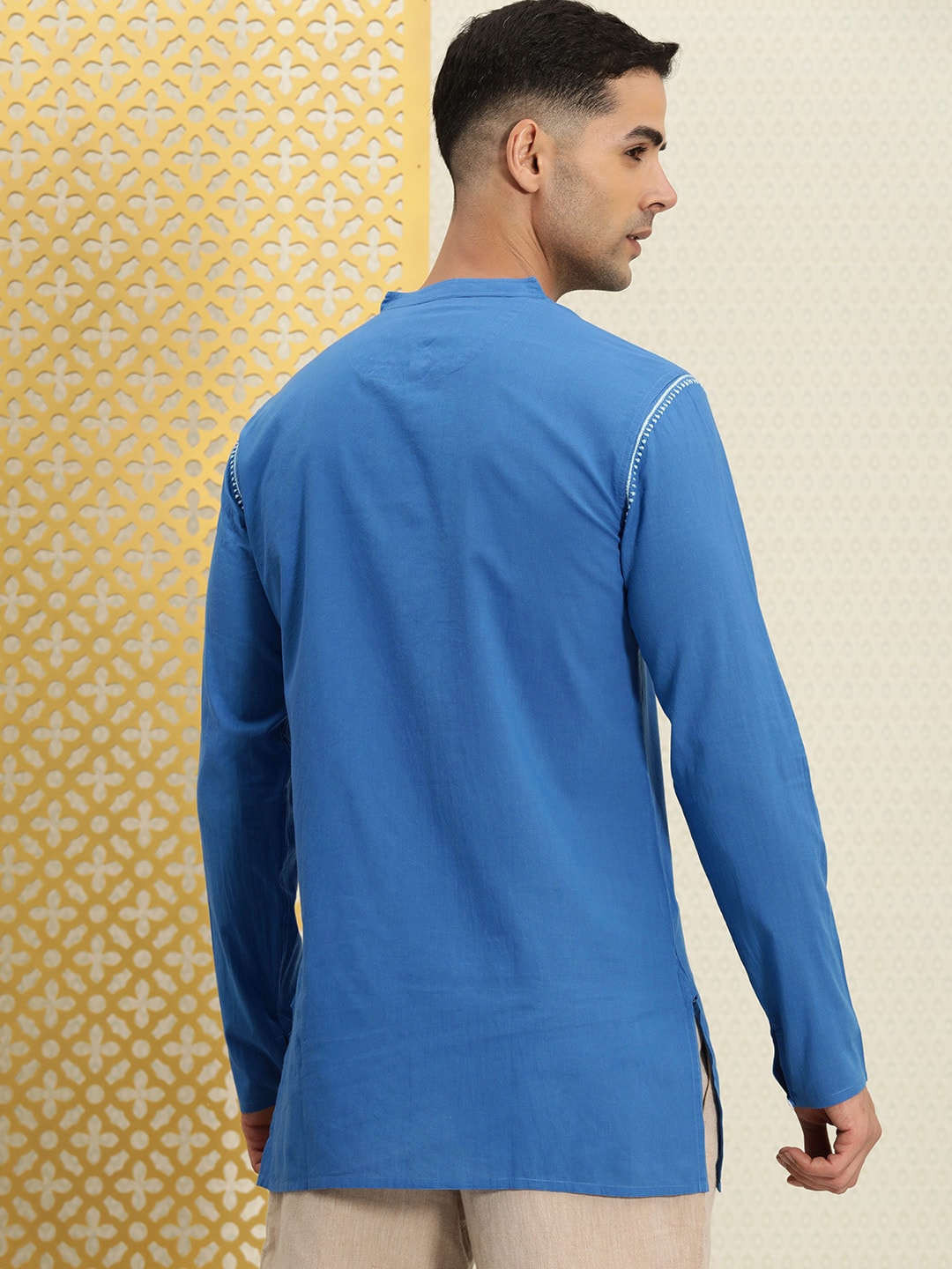 House of Pataudi Men Pure Cotton Solid Chikankari Jashn Short Kurta | Swadesiicart