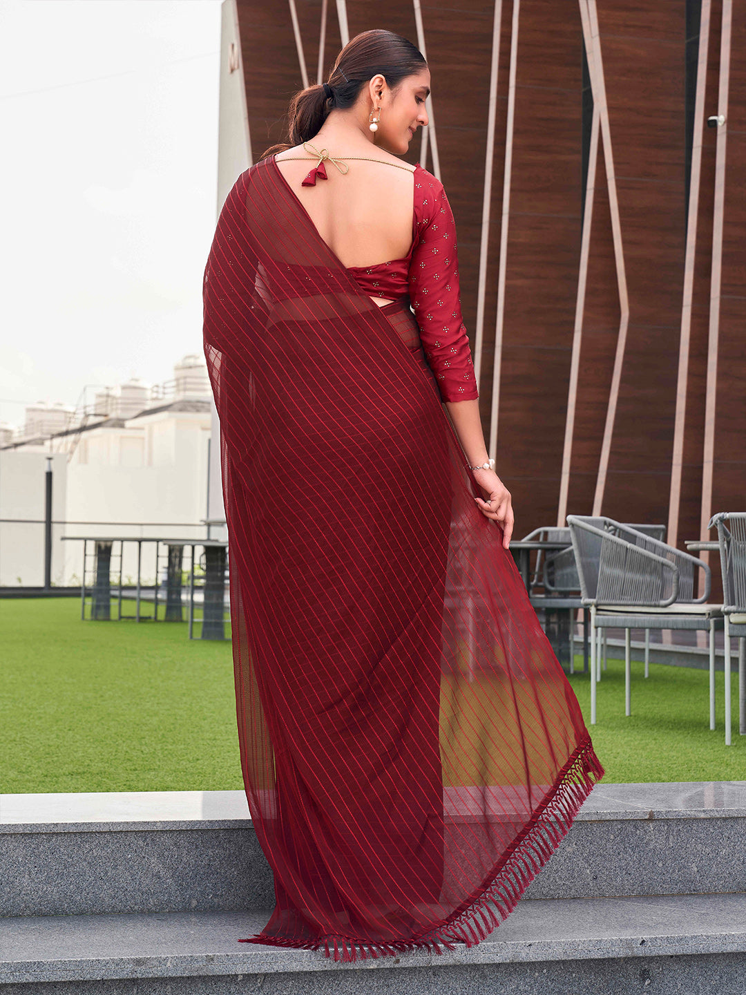 Tikhi Imli Striped Ready to Wear Saree | Swadesiicart