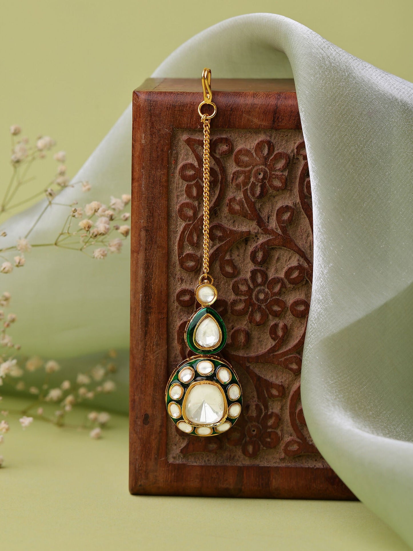 Ruby Raang Gold Polished White Kundan Maang Tikka | Swadesiicart