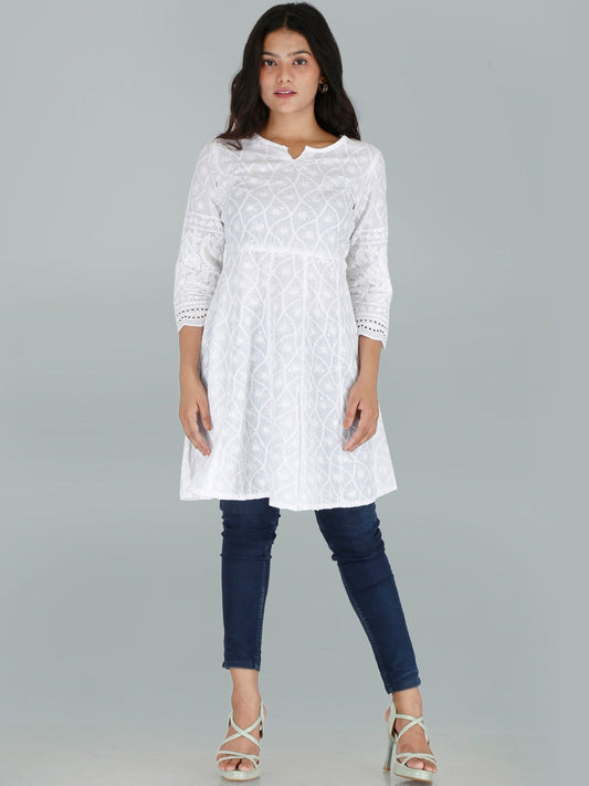 Kalini Women White Cotton Embroidered Chikankari Kurta | Swadesiicart