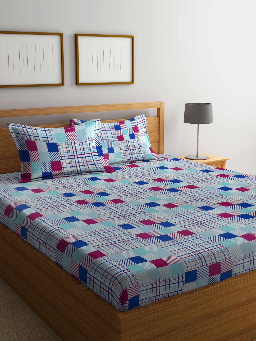 BOMBAY DYEING Marigold Blue Geometric Cotton 104 TC King Bedsheet With 2 Pillow Covers - Swadesiicart