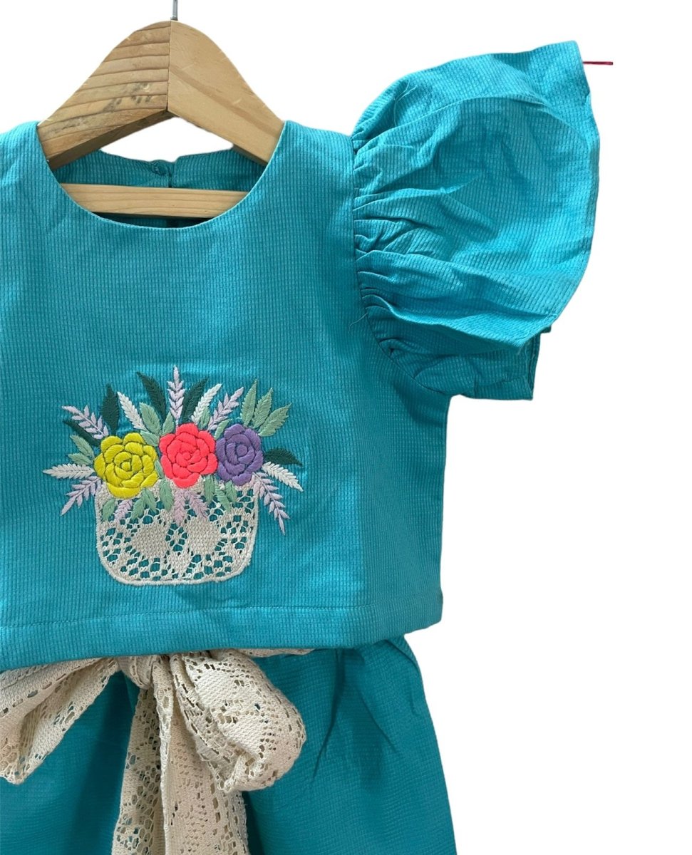 ArthLife Blue Flower Embroidered Co-Ord Set - Swadesiicart