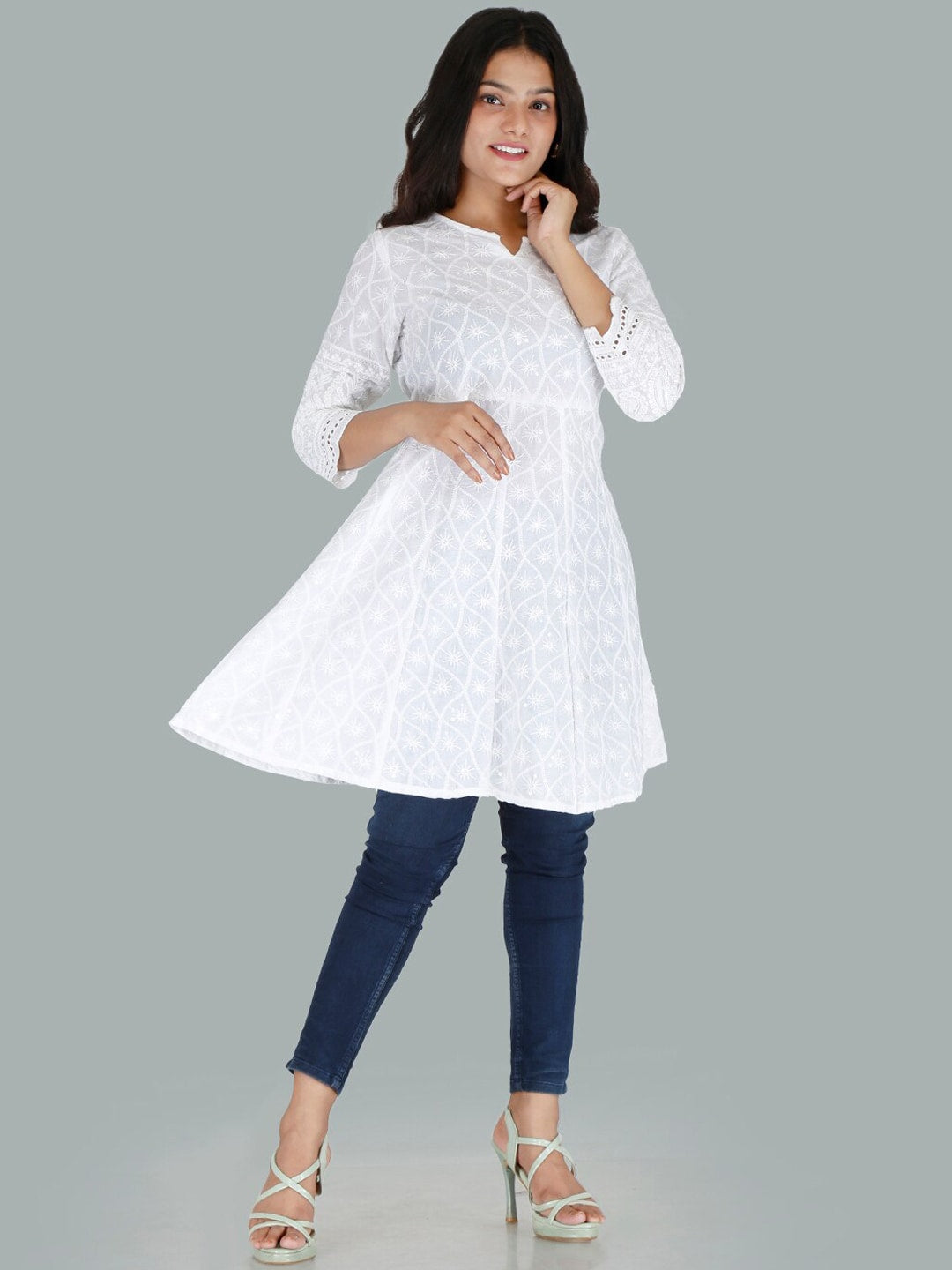 Kalini Women White Cotton Embroidered Chikankari Kurta | Swadesiicart