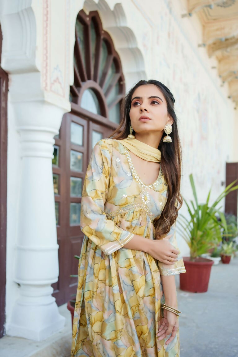 Vaasva Women Yellow Muslin Embroidered Kurta, Pant & Dupatta Set | Swadesiicart