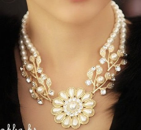 Gold-Toned Alloy Rhinestones Studded Necklace - The Pari | Swadesiicart