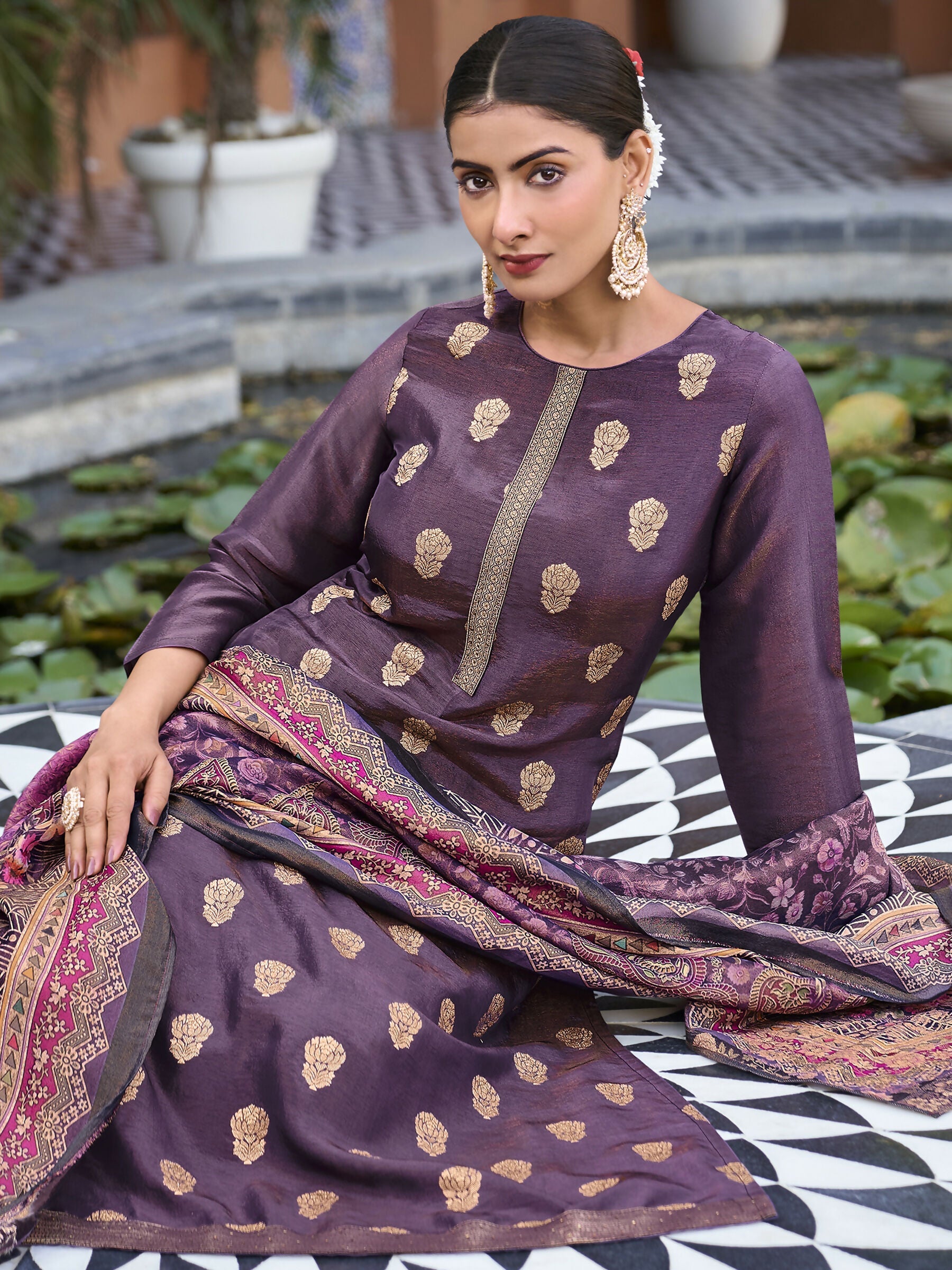 Jyoti Fashion Women's Purple Pure Silk Elegant Jacquard Woven Kurta with Trouser & Dupatta | Swadesiicart