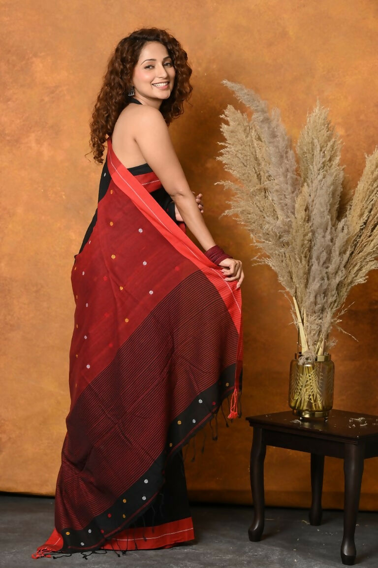 Very Much Indian Pure Cotton Handloom Saree with Buttis & Sleek Border - Black | Swadesiicart