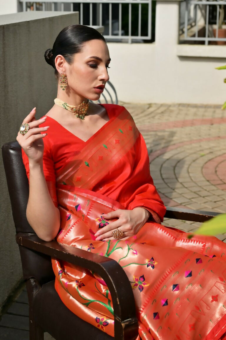 Vishnu Weaves Women's Red Paithani Silk Zari Woven Saree with Blouse - Swadesiicart