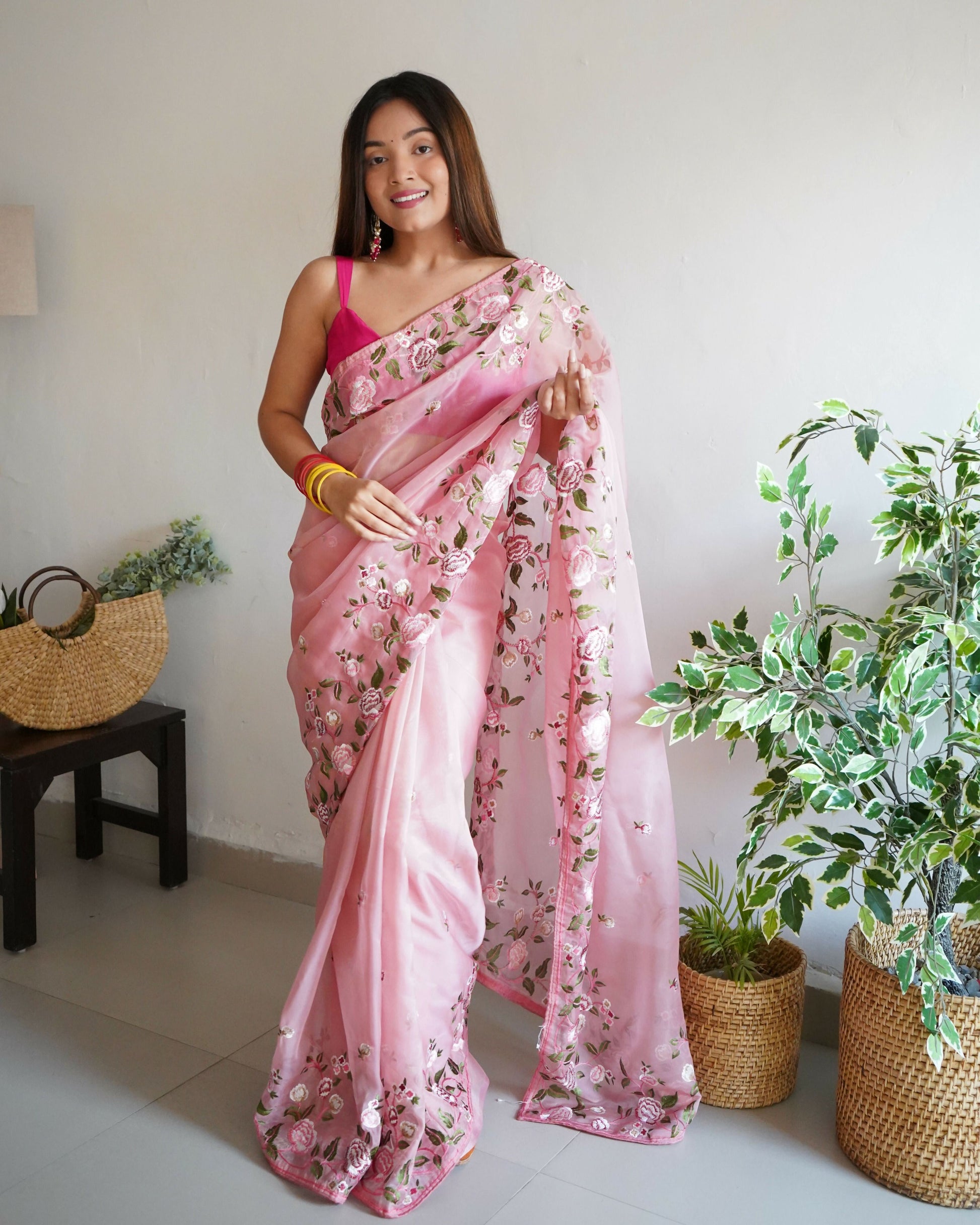Vamsee Damini Peach Gold Tebi Silk Saree - Swadesiicart