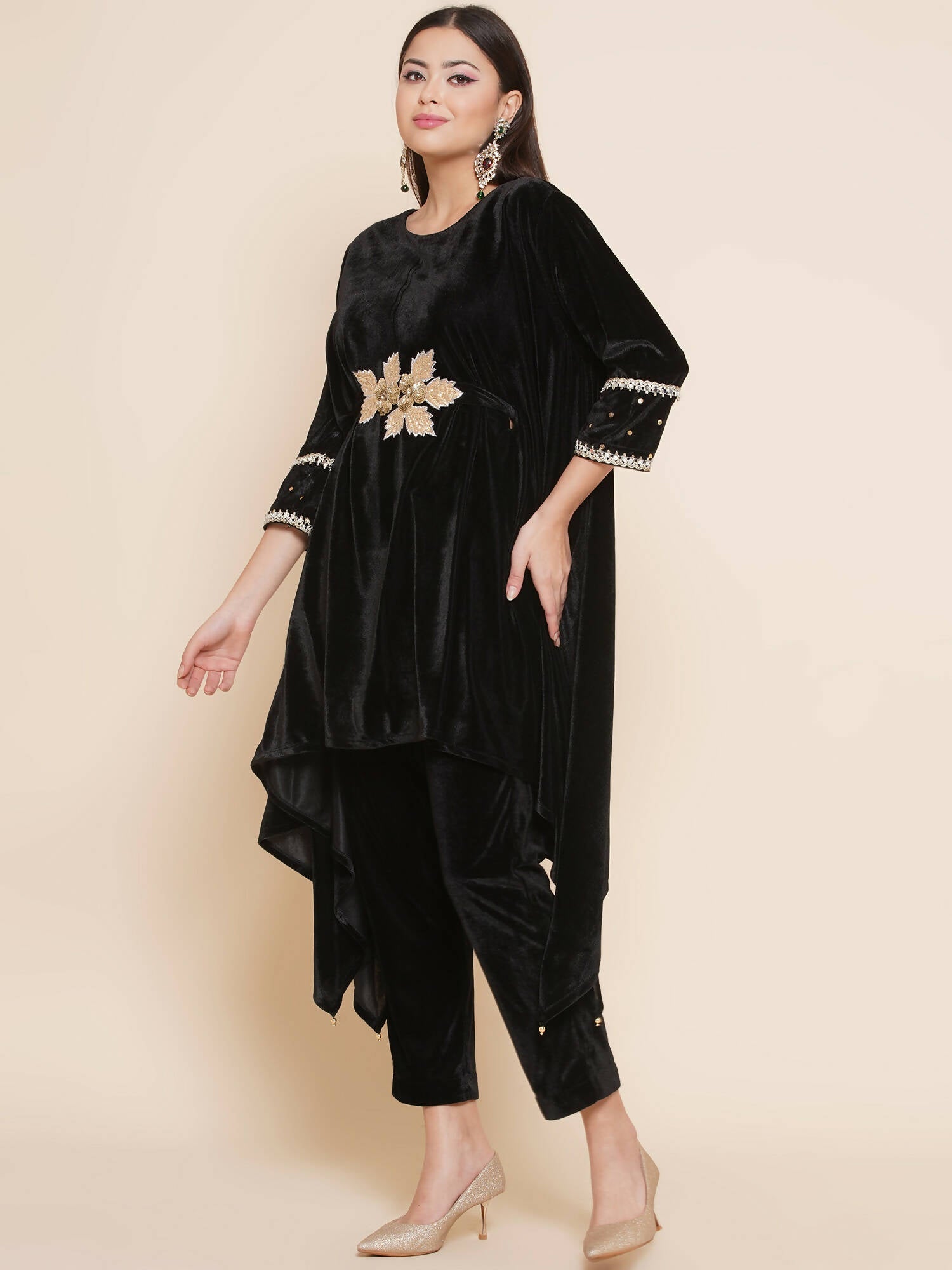 Women Republic Black Velvet Kaftaan Style Kurta With Pants | Swadesiicart