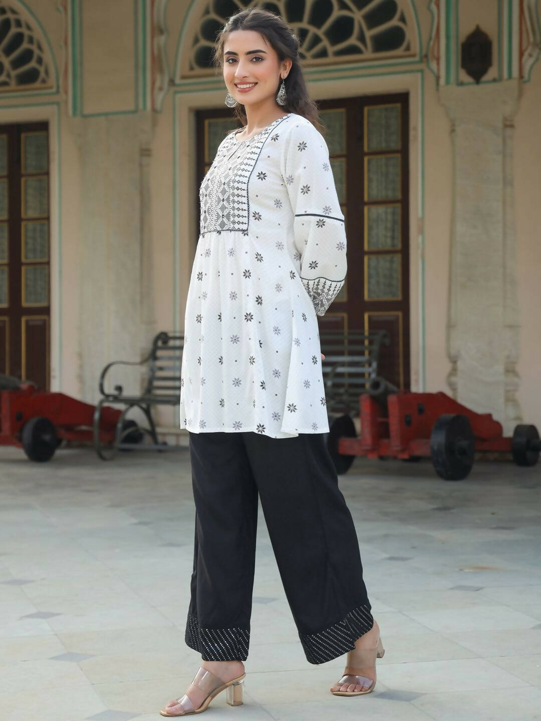 Juniper Women's White Rayon Staple Printed Straight Clothing Set | Swadesiicart