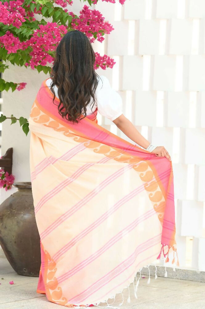 Beatitude Cream Cotton Paisley Border Tangail Handloom Saree