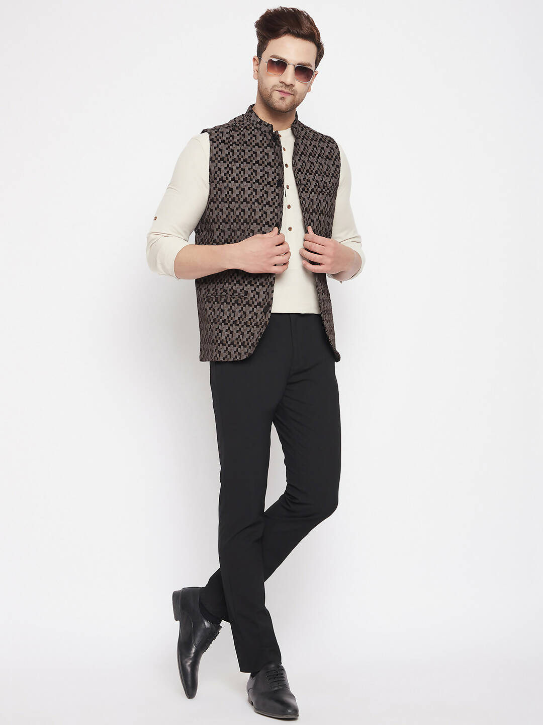 Even Apparels Black Merino Men Woven Nehru Jacket BF539 | Swadesiicart