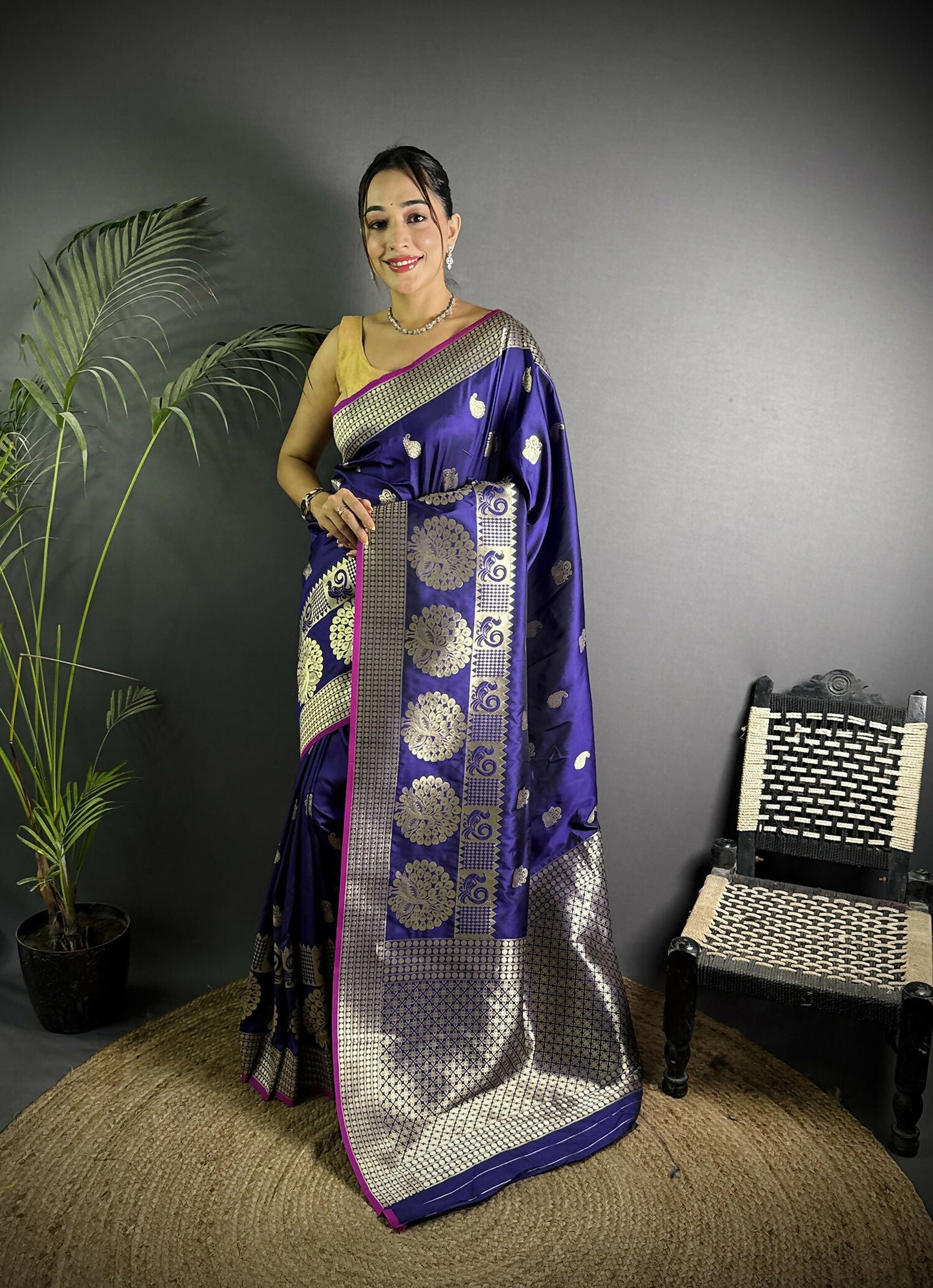 Joban Fashion Purple Banarasi Soft Lichi Silk Paisley Saree | Swadesiicart