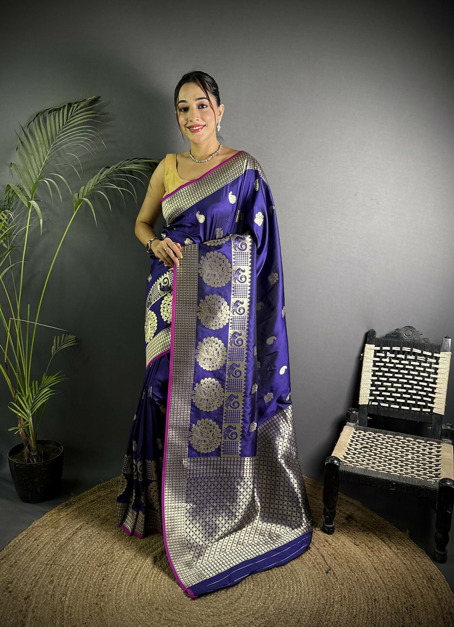 Joban Fashion Purple Banarasi Soft Lichi Silk Paisley Saree | Swadesiicart