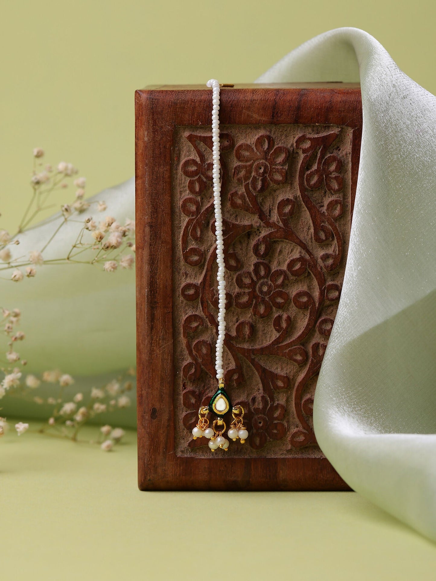 Ruby Raang Gold Kundan Maang Tikka | Swadesiicart