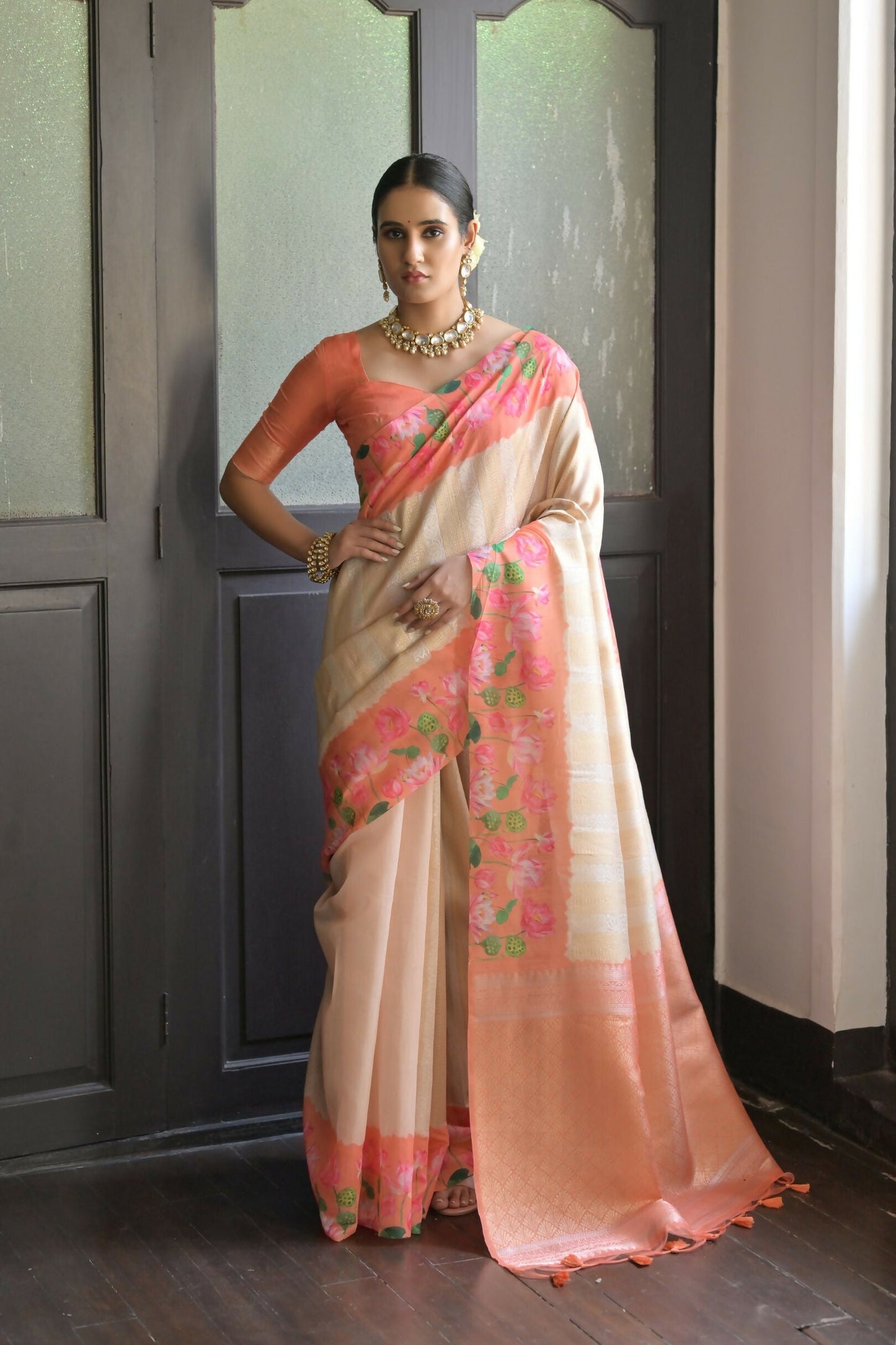 Vishnu Weaves Women's Orange Banarasi Silk Saree with Blouse - Swadesiicart