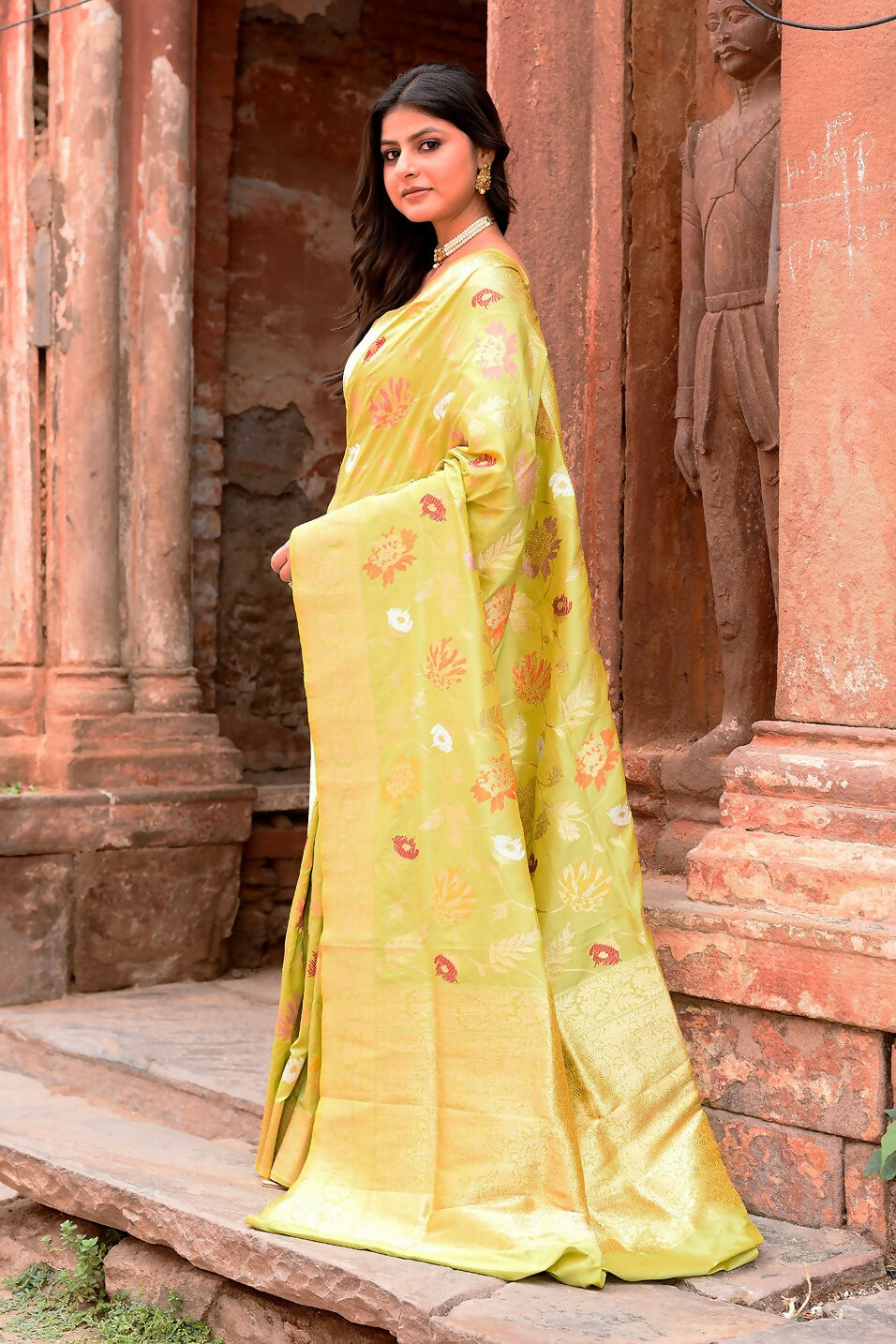 Joban Fashion Light Green Banarasi Katan Pure Handloom Banarasi Silk Saree | Swadesiicart
