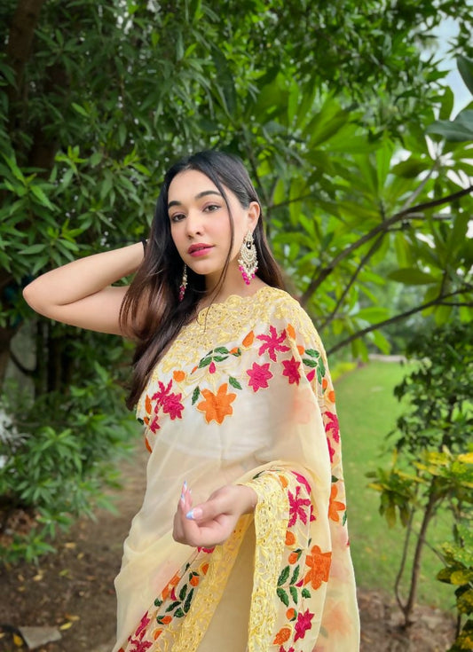 Vamsee Jimmy Yellow Georgette Saree - Swadesiicart