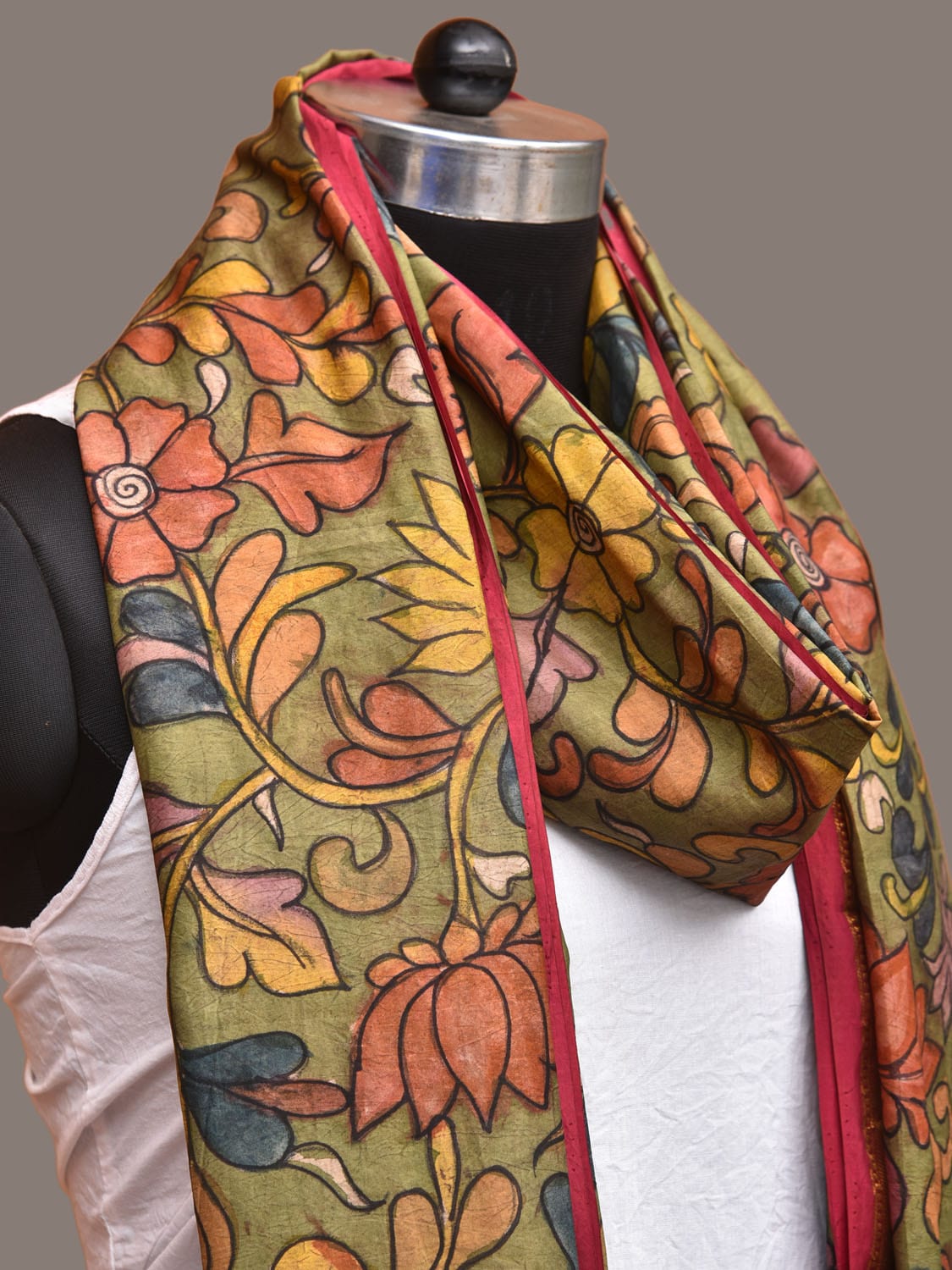 Green and Pink Kalamkari Hand Painted Kanchipuram Silk Handloom Dupatta with Floral and Peacocks Design - Global Threads | Swadesiicart
