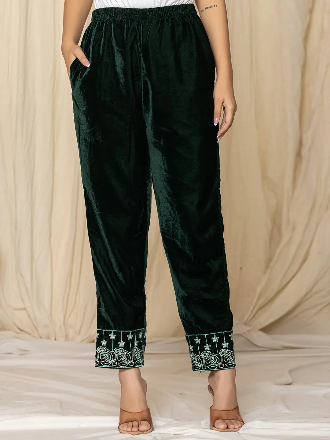 Yufta Green Embroidered Velvet Co-Ord Set - Swadesiicart
