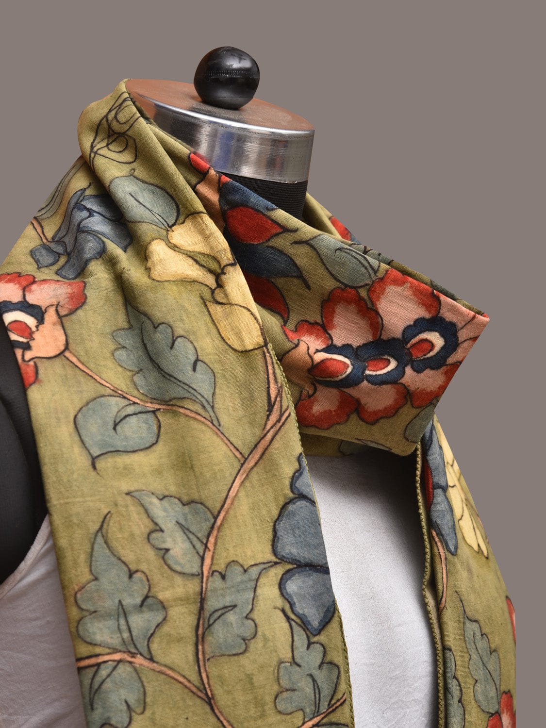 Green Kalamkari Hand Painted Cotton Stole with Floral Design - Global Threads | Swadesiicart