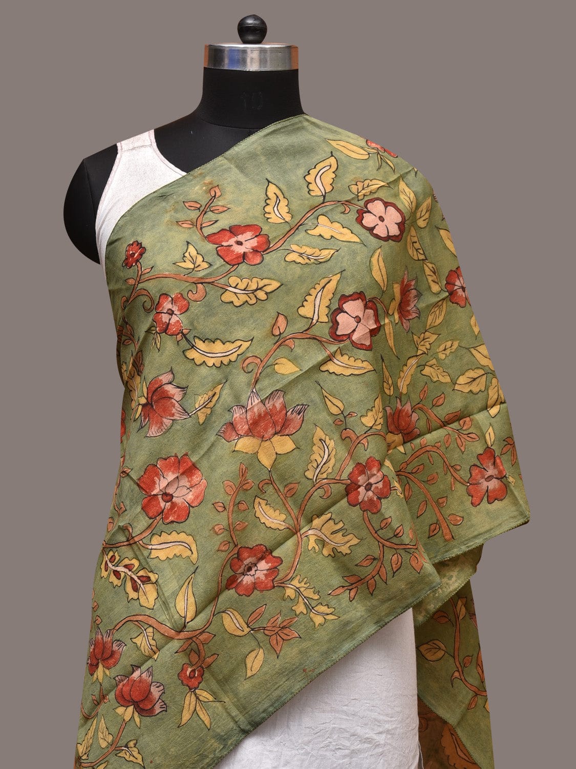 Green Kalamkari Hand Painted Sico Stole with Floral Design - Global Threads | Swadesiicart
