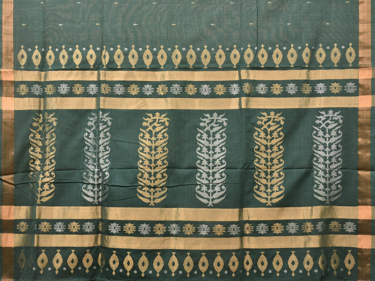 Green Uppada Cotton Handloom Saree with Karpur Pallu Design - Global Threads | Swadesiicart