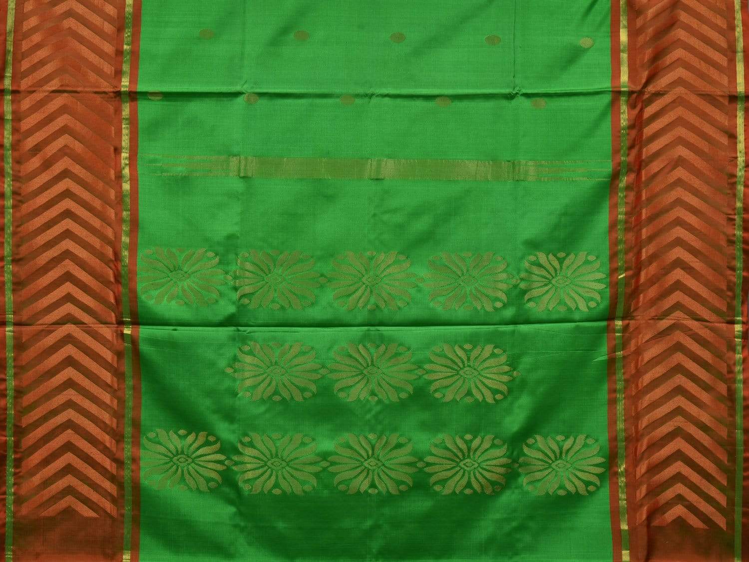 Green Uppada Silk Handloom Saree with Border Design - Global Threads | Swadesiicart